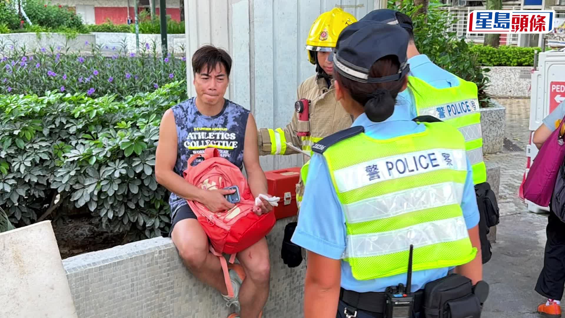 青衣兩車相撞 的士司機暈倒一度被困 私家車司機為「愛回家」Andy輕傷送院