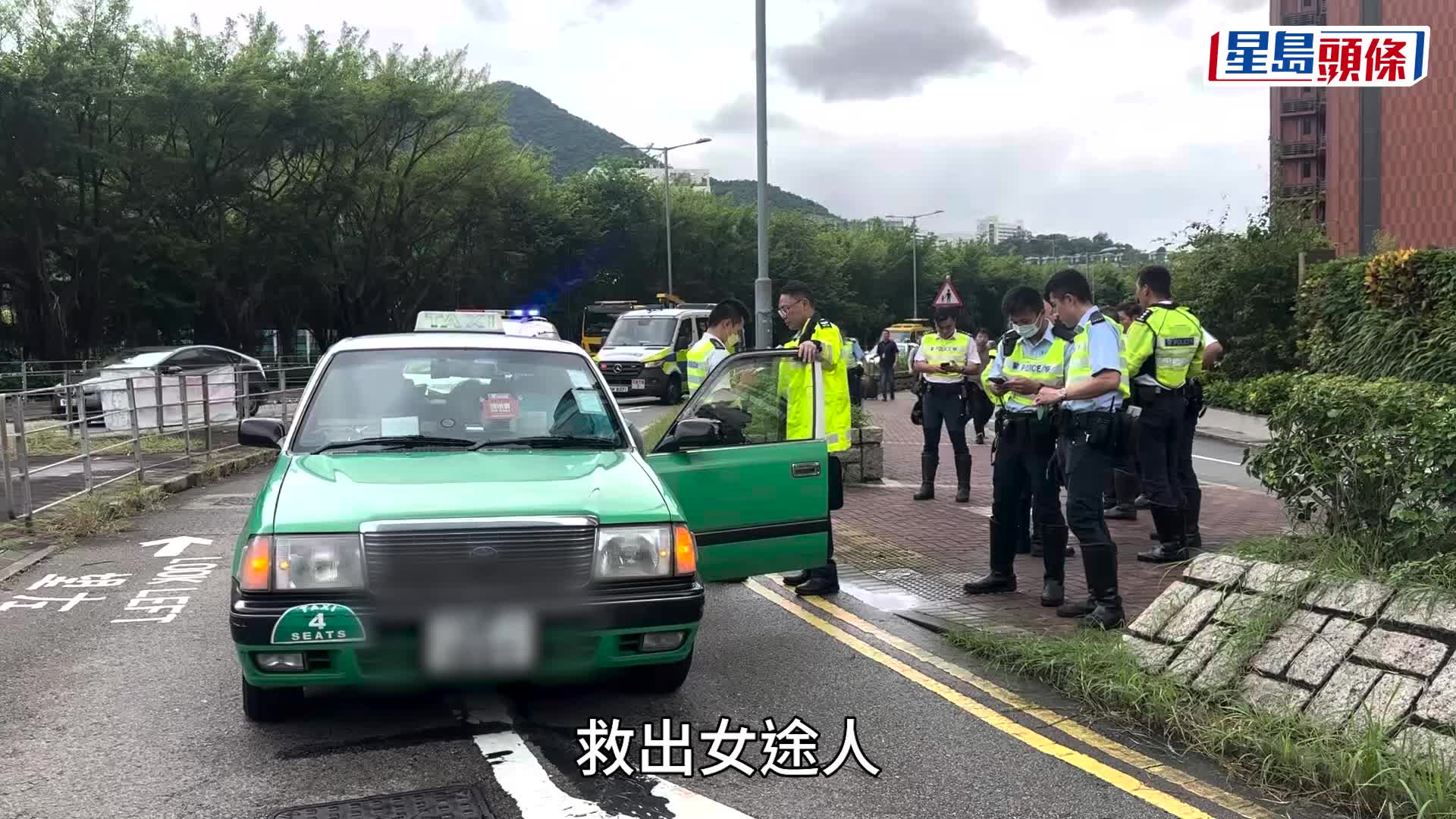 大埔科學園女子趕返工捱的士撞 捲車底昏迷送院 警拘的士司機涉危駕