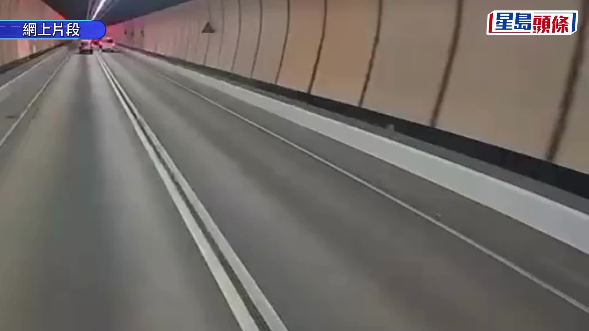 大老山隧道電單車猛撼貨Van尾 鐵騎士倒豎葱插入車尾廂內｜有片