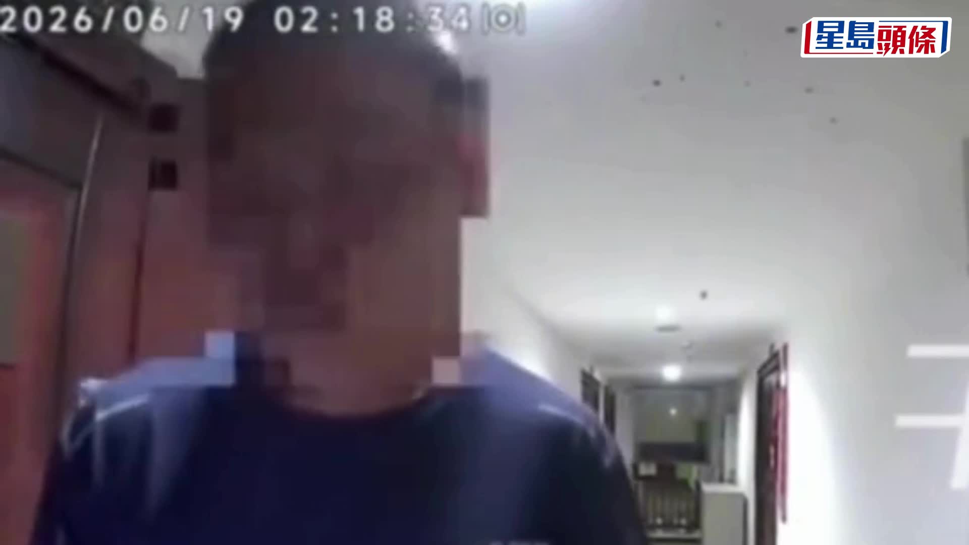陌生男深夜撞中门锁密码，重庆独居女幸靠一招保平安。