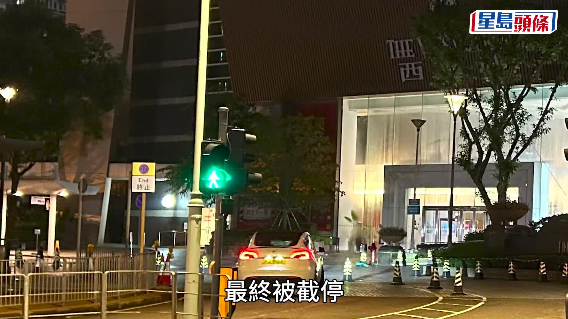 西环散步女遇七旬翁无牵绳放狗 突遭噬咬脚伤送院