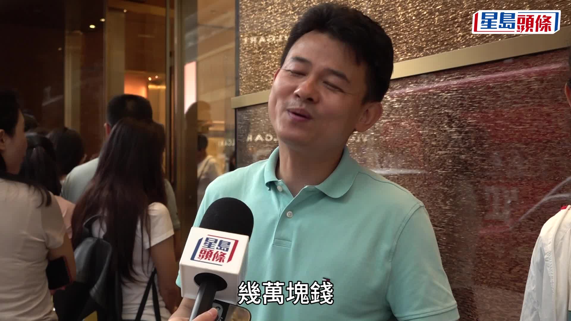 內地五一黃金周首日，不少旅客選擇從西九龍高鐵站入境香港。蘇正謙攝