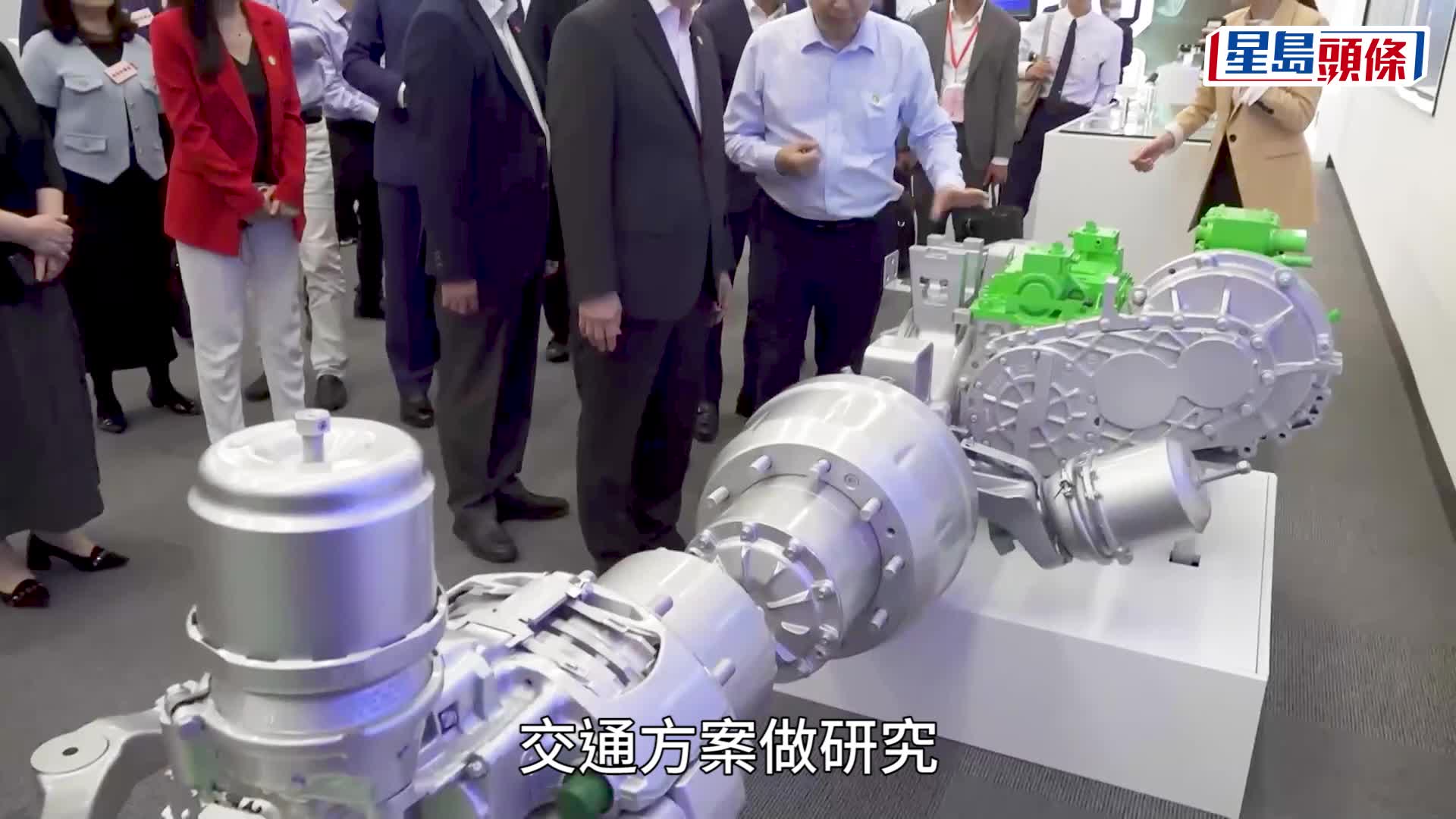 立法會訪比亞迪基地，議員冀九東捷運引入雲巴。