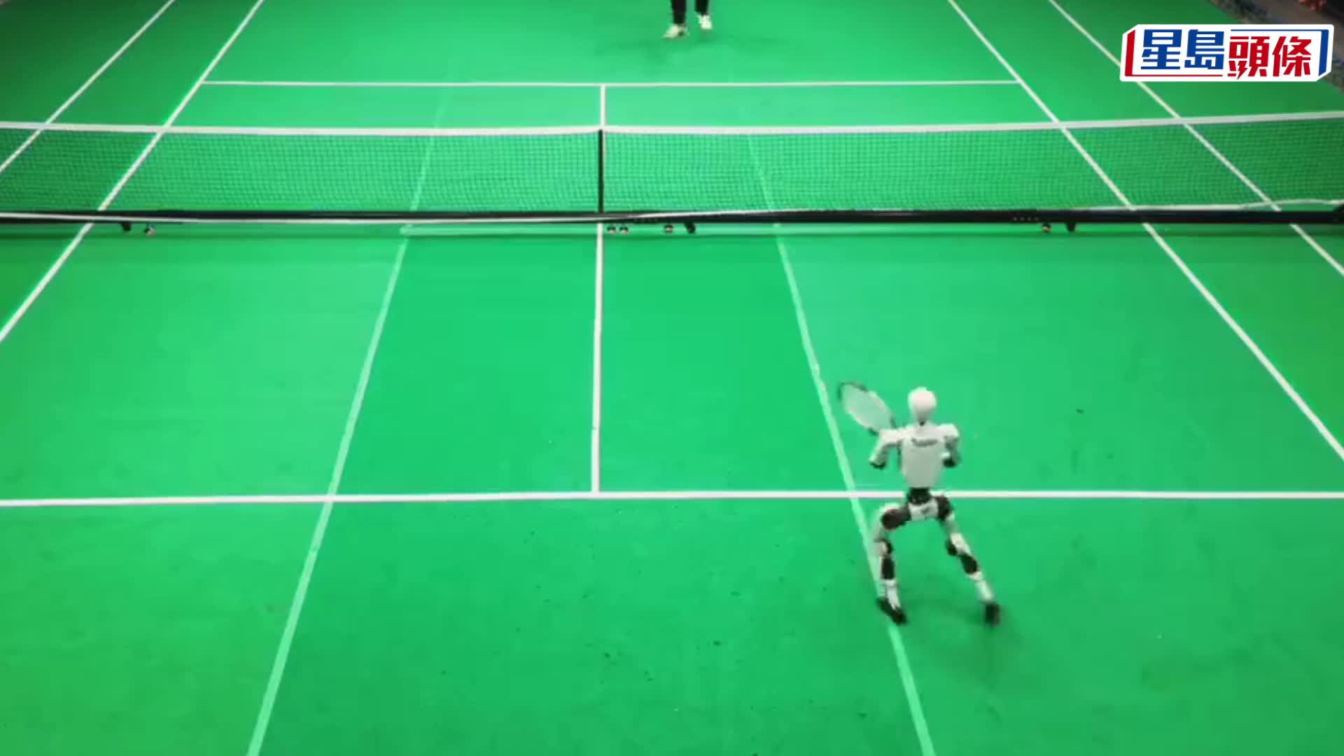 機械人打網球，北京公司研發「網球手」，能全自主對打。