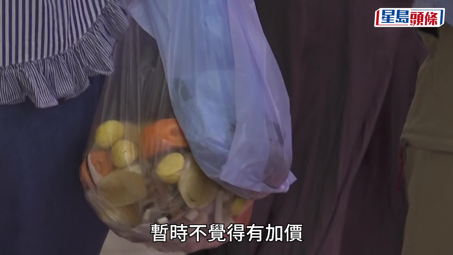 颱風樺加沙︱超強風暴即將襲港市民提早入貨 肉檔生意升一、兩成 五金舖預告膠紙明日加價