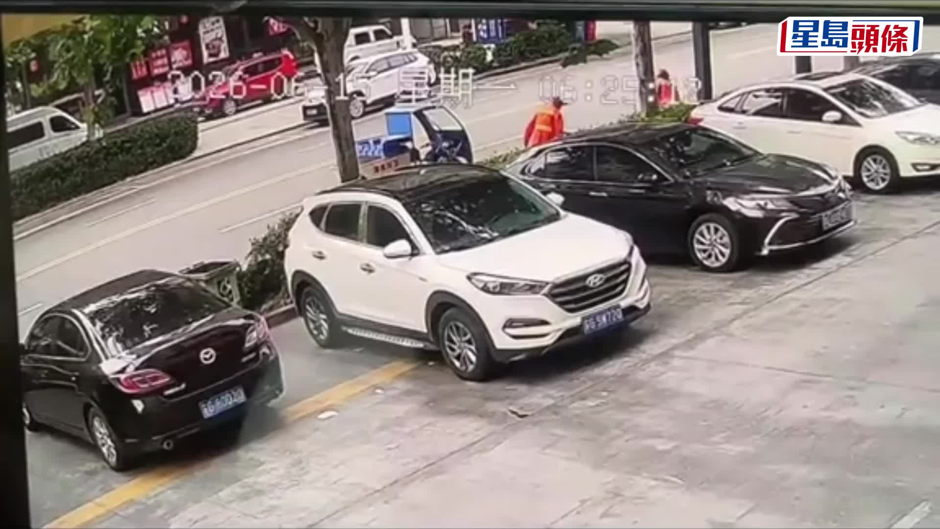 江蘇狂飆車撞死六旬清潔工夫婦。