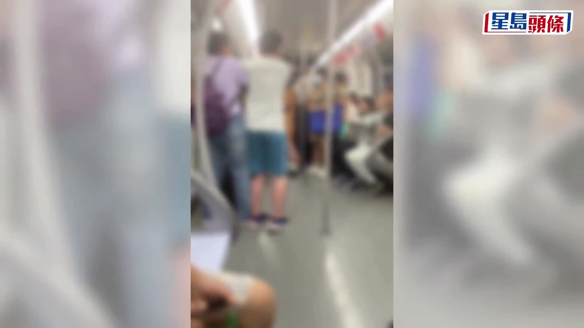 野蠻男童上海地鐵車廂突叫開門，踢門叫囂：「不就幾千萬嗎，老子賠！」