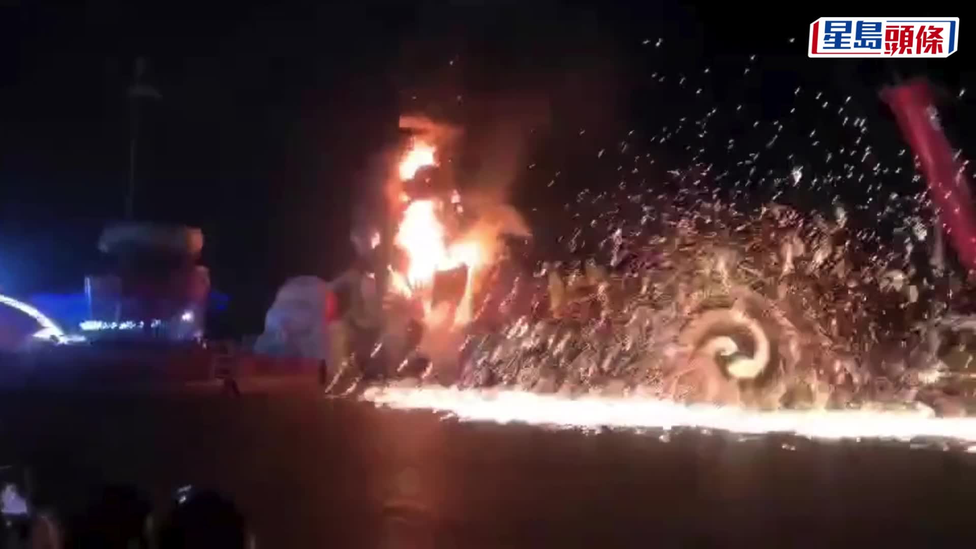 農曆新年｜廣西南寧廣場除夕夜起火  疑因煙花表演失誤｜有片