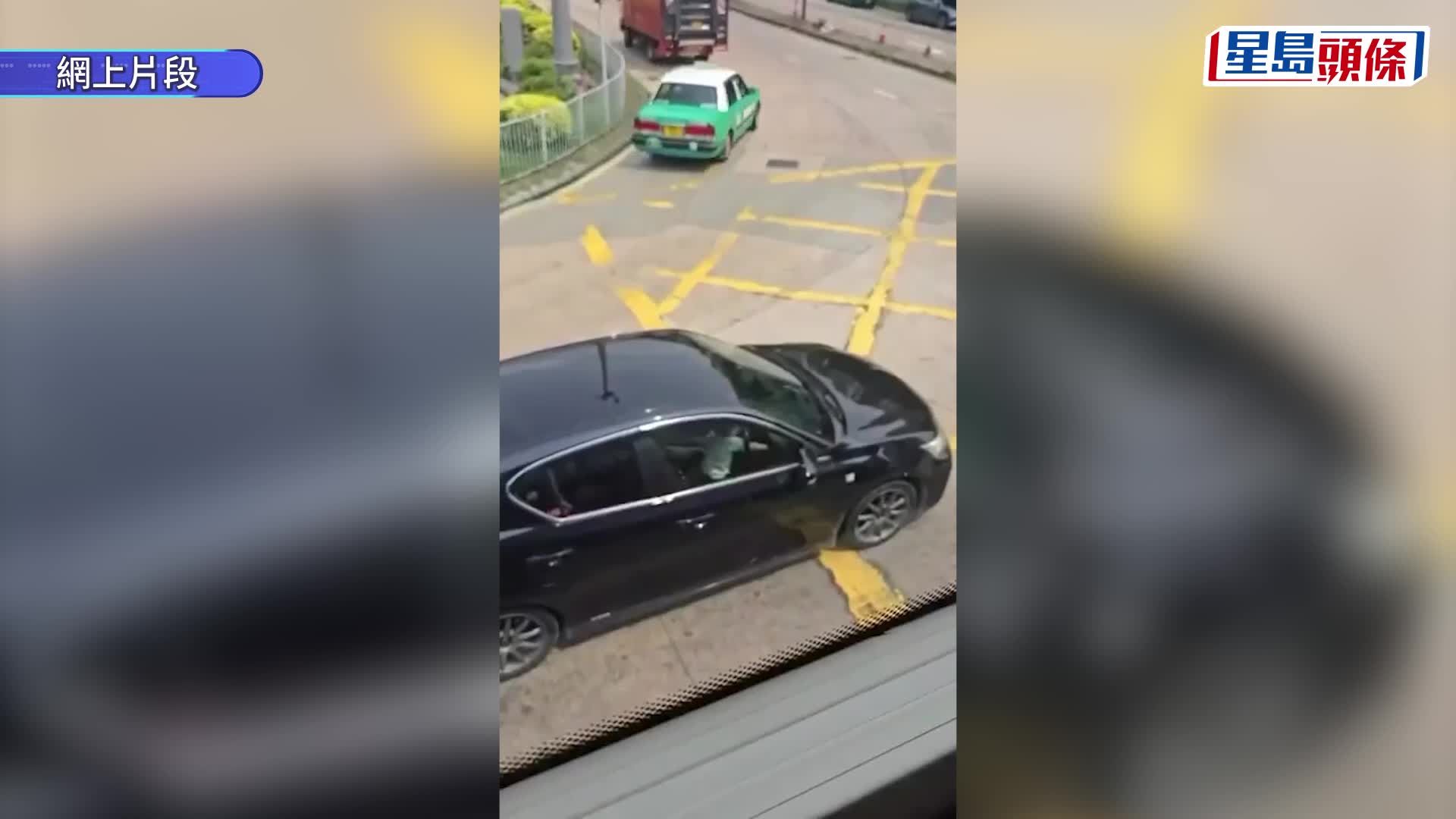 有片｜小童坐司機大髀揸軚盤學駕車 網民轟：唔汲取教訓好幼稚
