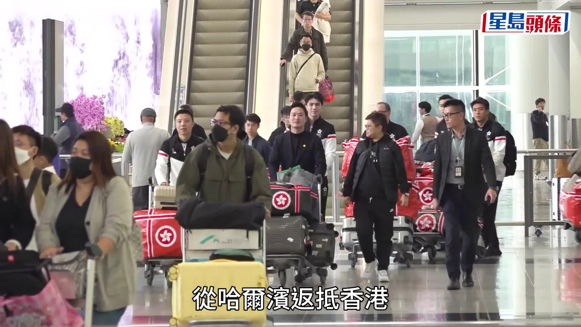 香港男子冰球隊完成亞冬會賽事，返港後會見傳媒。盧江球攝