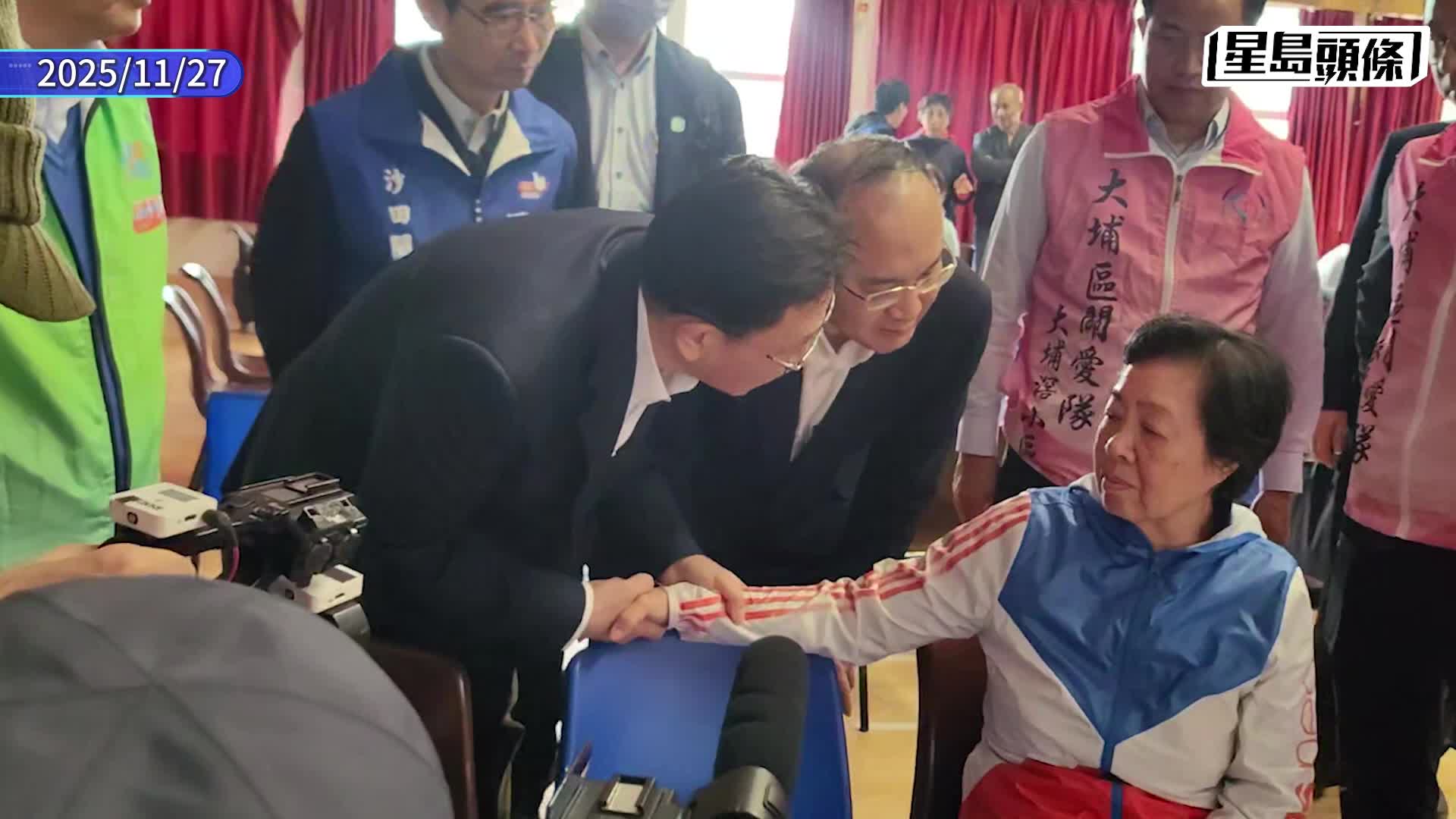 中聯辦主任周霽到訪大埔臨時庇護中心 慰問災民