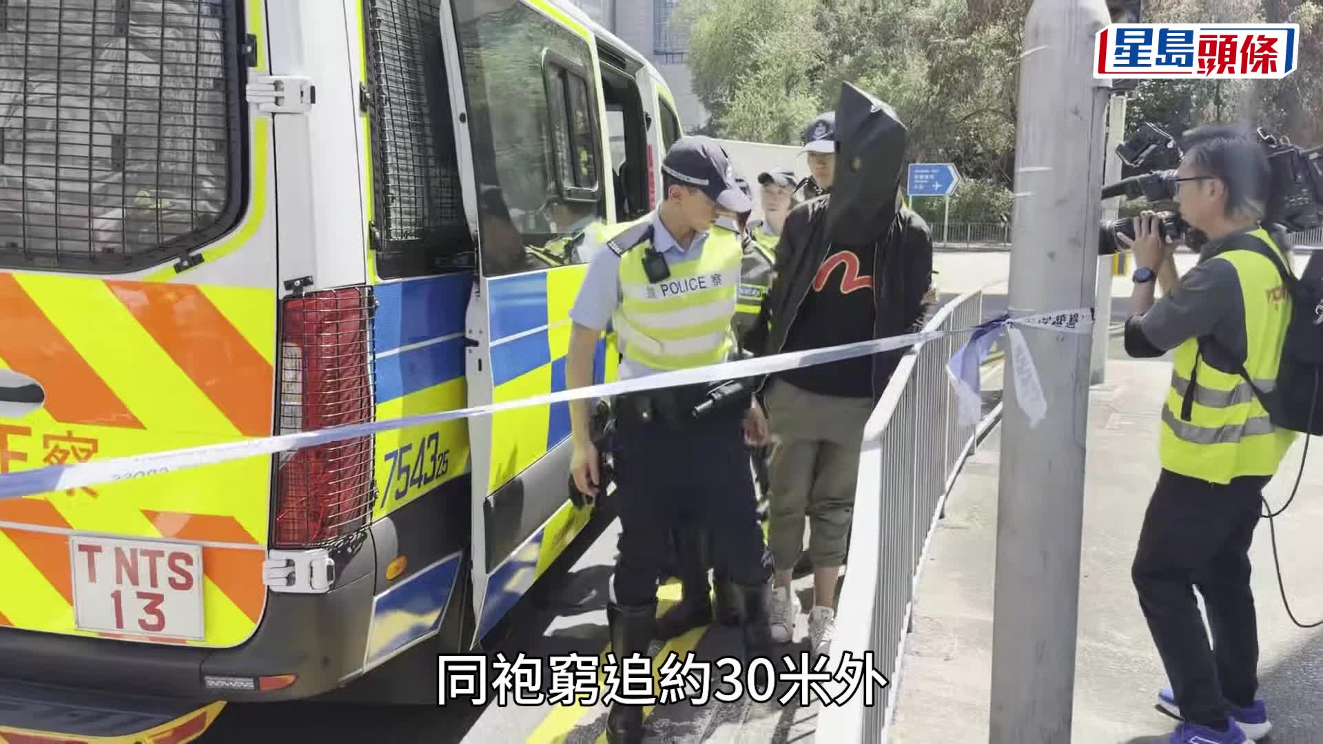 荃湾毒品车冲灯逃捕 撞隐形战车伤2警 司机涉多罪就擒