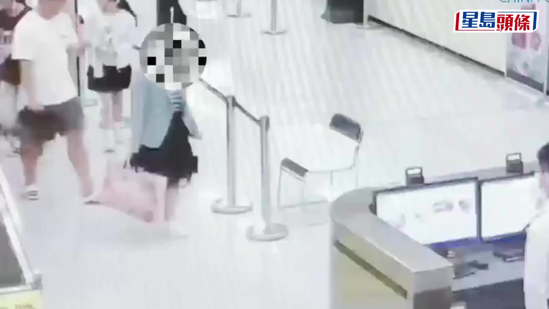 女走私客腹部隆起蓮塘口岸過關被截，打底褲夾層藏26隻瀕危活陸龜。
