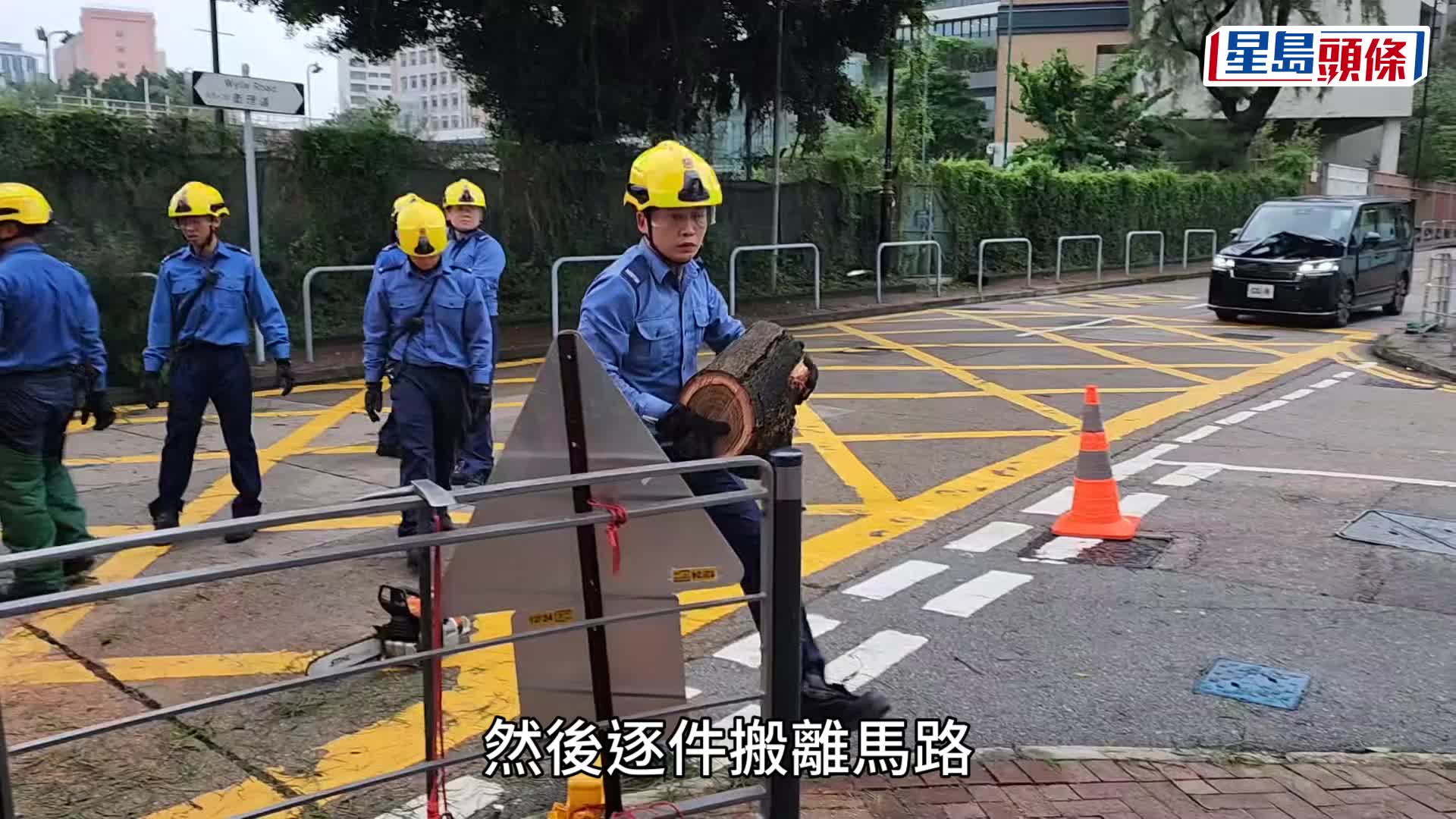 何文田雨中接連撞車塌樹 公主道衛理道收工時間大塞車